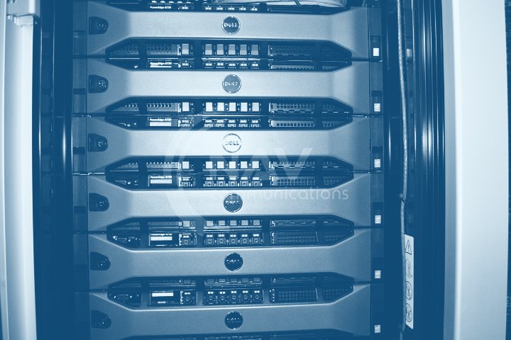 Dell-Server im Rack montiert